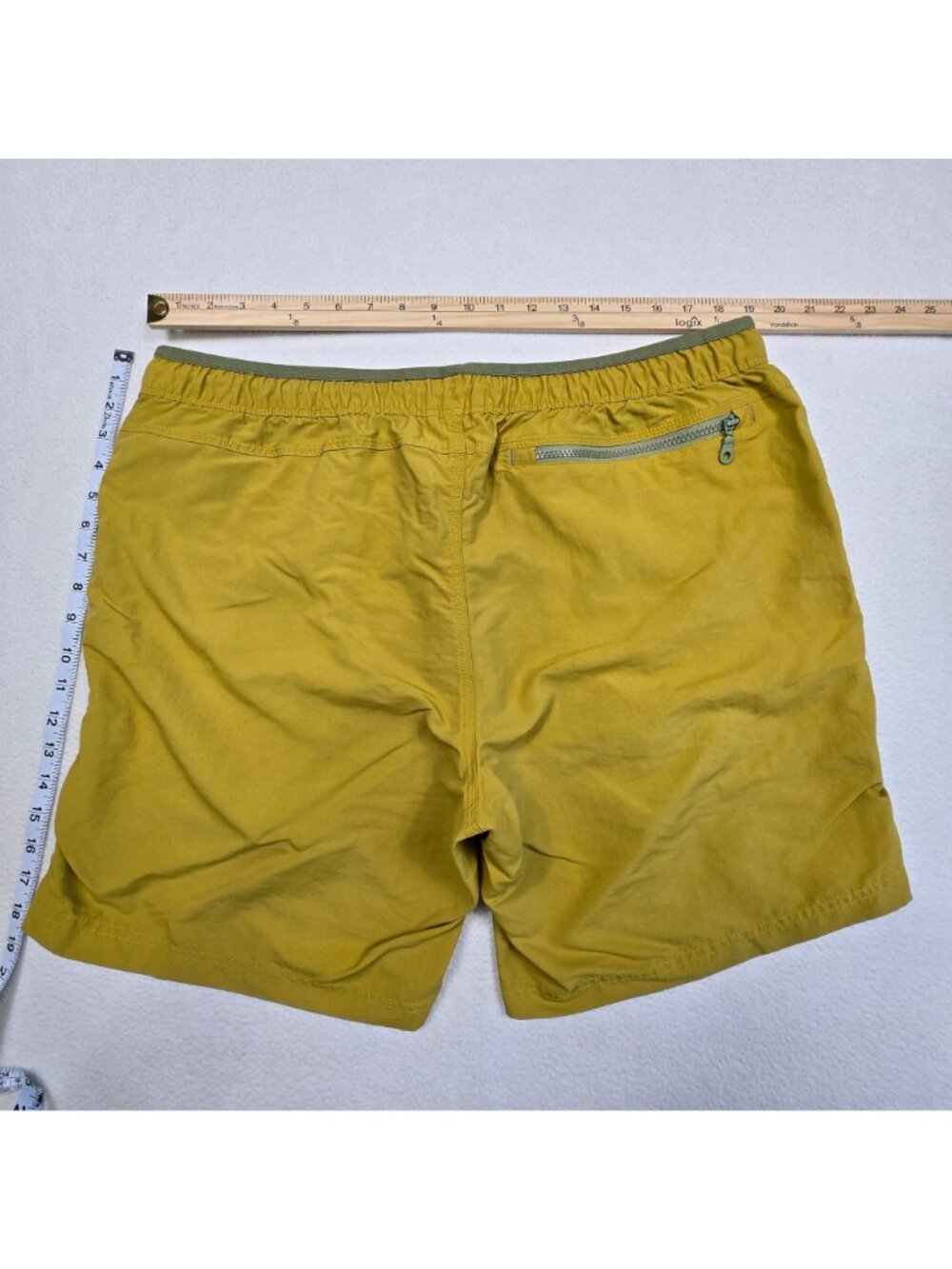 Duluth Trading Co XL Mens Shorts Yellow Lightweight Elastic Waist Nylon - Picture 3 of 3